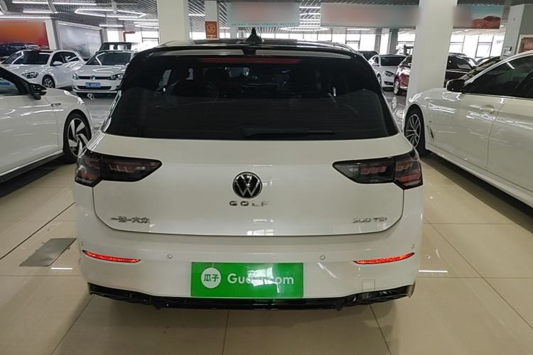 Used Volkswagen Golf 2025 300TSI R-Line Rear