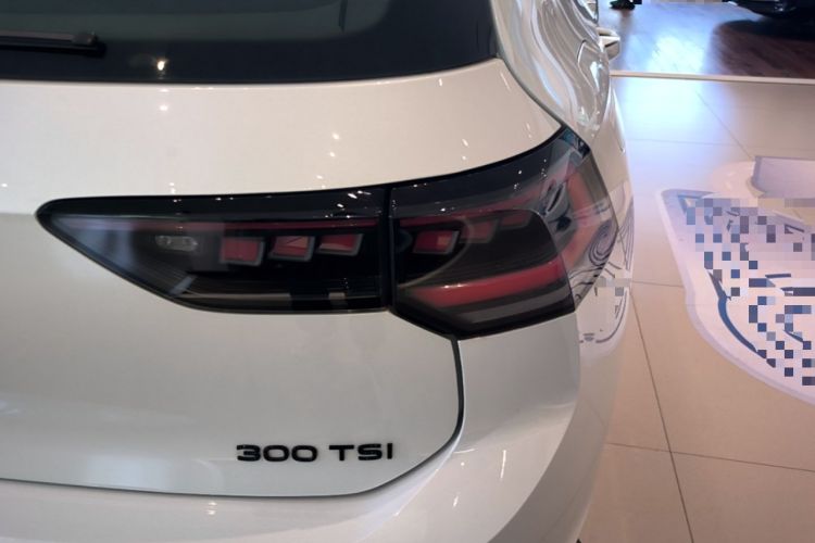 Used Volkswagen Golf 2025 300TSI R-Line Right Rear Taillight