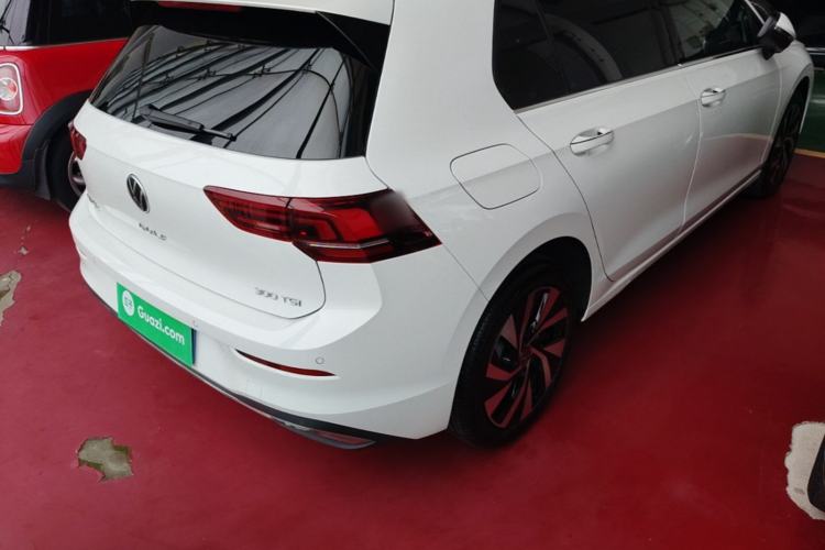 Used Volkswagen Golf 2025 Facelifted 300TSI Pro Right Rear Taillight
