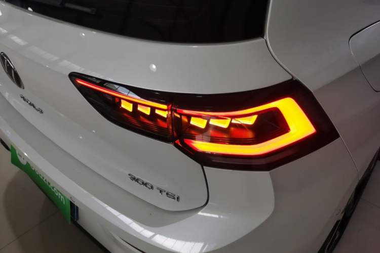 Used Volkswagen Golf 2025 300TSI R-Line Right Rear Taillight