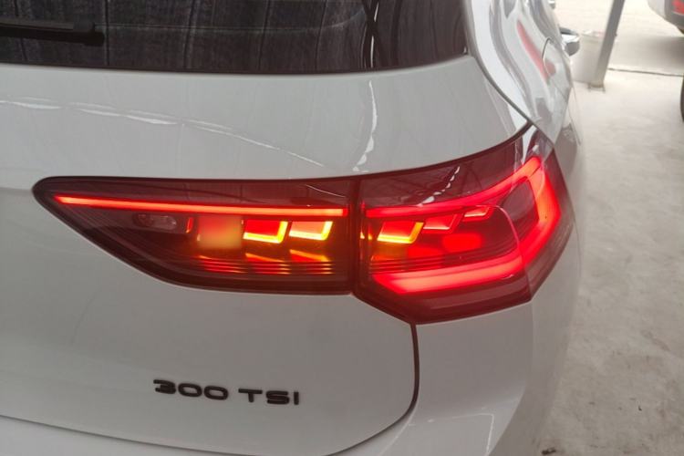 Used Volkswagen Golf 2025 300TSI R-Line Right Rear Taillight