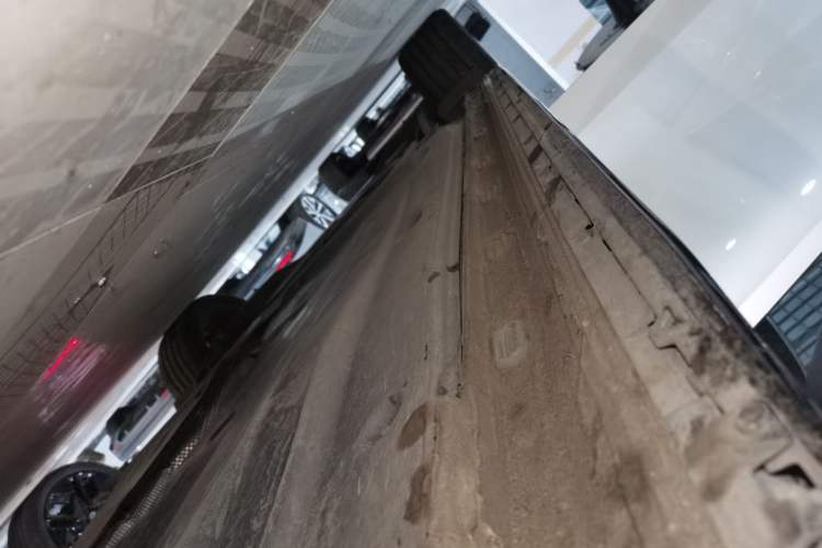 Used Volkswagen Golf 2025 300TSI R-Line Right Side Sill