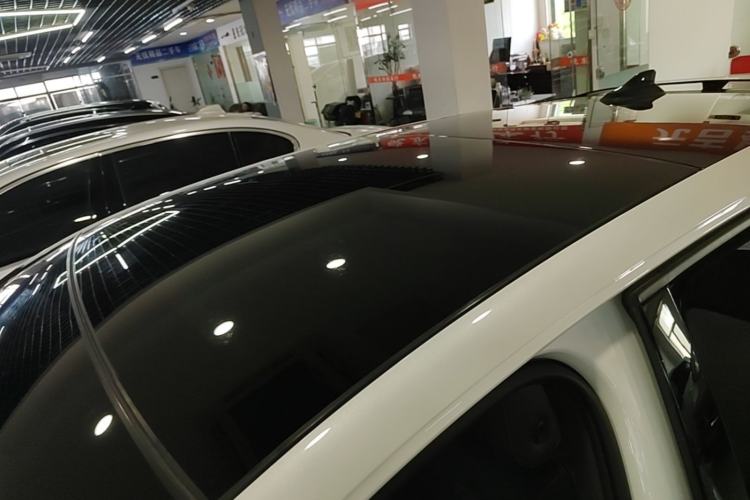 Used Volkswagen Golf 2025 300TSI R-Line Roof
