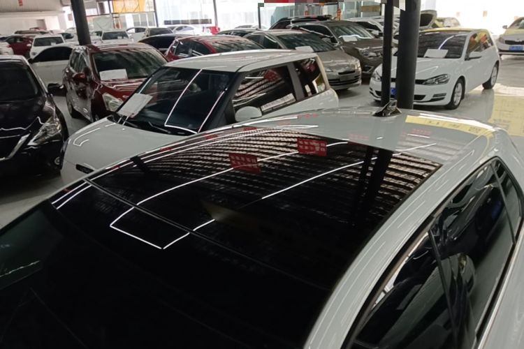 Used Volkswagen Golf 2025 300TSI Pro Roof