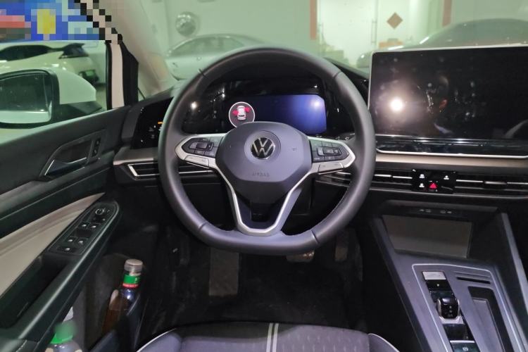 Used Volkswagen Golf 2025 300TSI Pro Steering Wheel