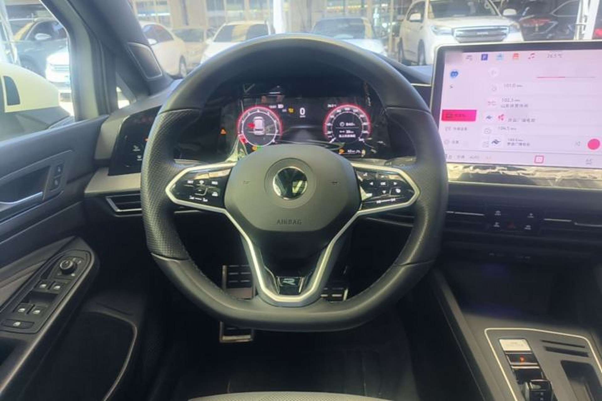 Used Volkswagen Golf 2025 300TSI R-Line Steering Wheel
