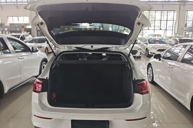 Used Volkswagen Golf 2025 300TSI Pro Trunk