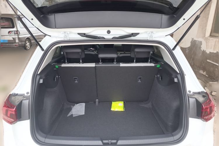 Used Volkswagen Golf 2025 Facelifted 300TSI Pro Trunk