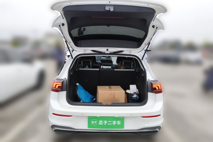 Used Volkswagen Golf 2025 Facelifted 300TSI Pro Trunk