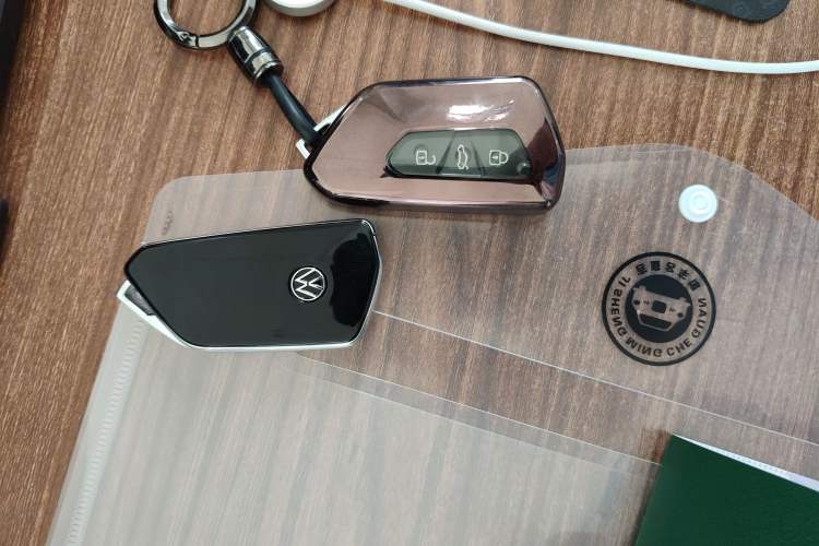 Used Volkswagen Golf 2025 Facelifted 300TSI Pro Vehicle Key