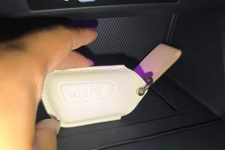 Used Volkswagen Golf 2025 300TSI R-Line Vehicle Key