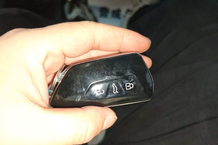 Used Volkswagen Golf 2025 300TSI R-Line Vehicle Key