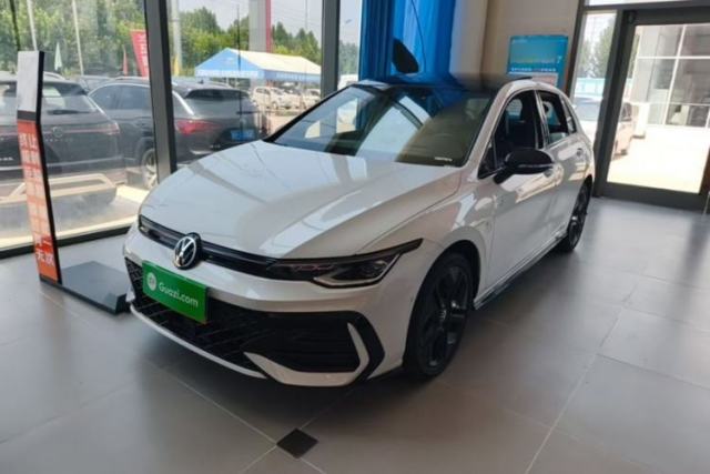 Used Volkswagen Golf 2025 300TSI R-Line