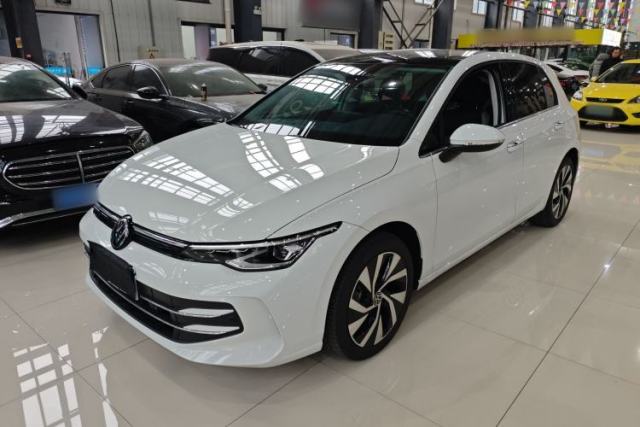 Used Volkswagen Golf 2026 300TSI Pro
