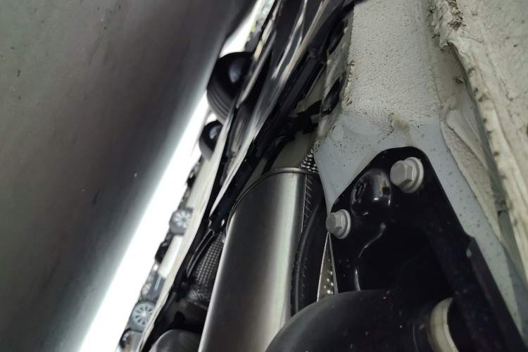 Used Volkswagen Golf 2026 300TSI Pro Chassis Rear Left