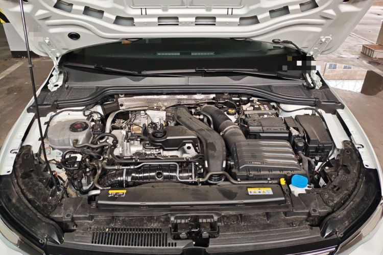 Used Volkswagen Golf 2026 300TSI Pro Engine Bay