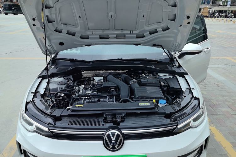 Used Volkswagen Golf 2026 300TSI Pro Engine Bay