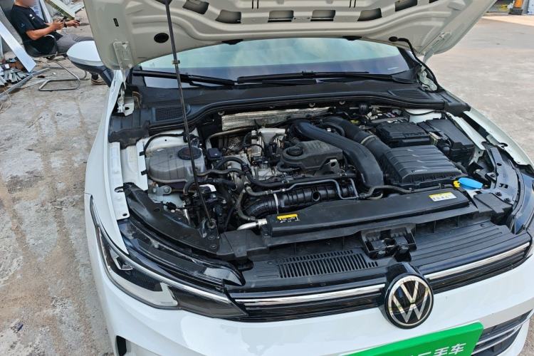 Used Volkswagen Golf 2026 300TSI Pro Engine Bay Right