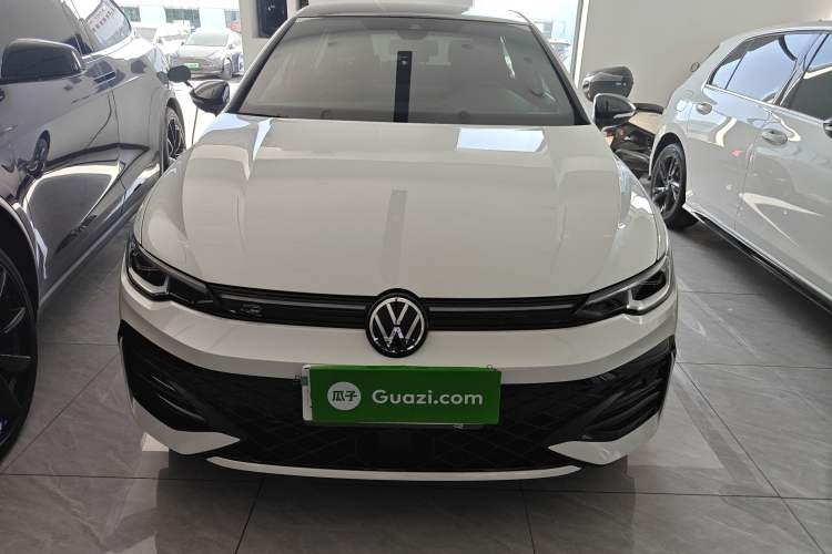 Used Volkswagen Golf 2026 300TSI R-Line Exterior 1