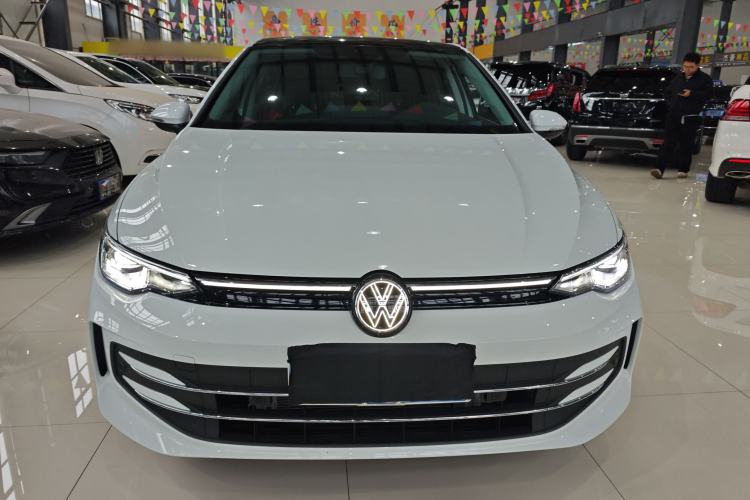 Used Volkswagen Golf 2026 300TSI Pro Front