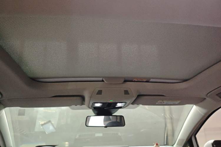 Used Volkswagen Golf 2026 300TSI Pro Headliner