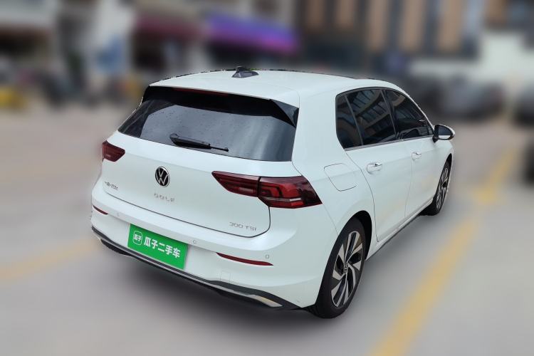 Used Volkswagen Golf 2026 300TSI Pro Rear Right 45 Deg