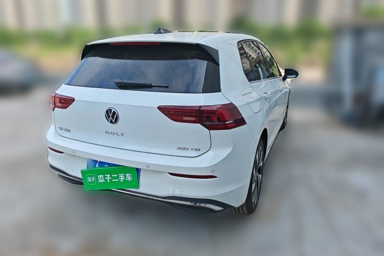 Used Volkswagen Golf 2026 300TSI Pro Rear Right 45 Deg