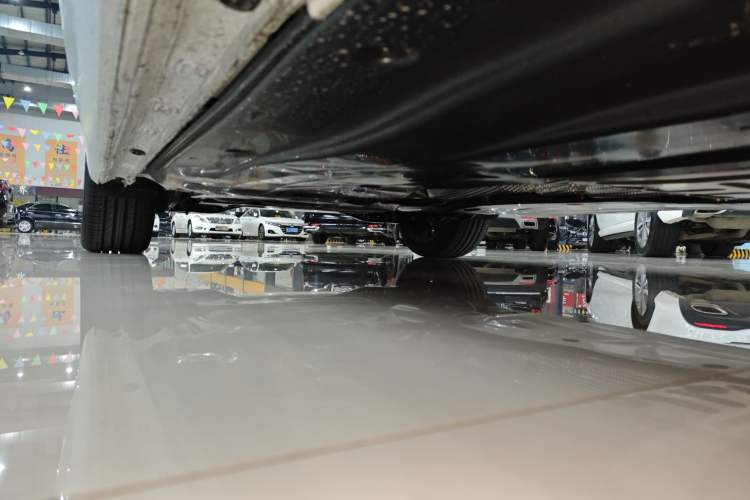 Used Volkswagen Golf 2026 300TSI Pro Right Side Sill