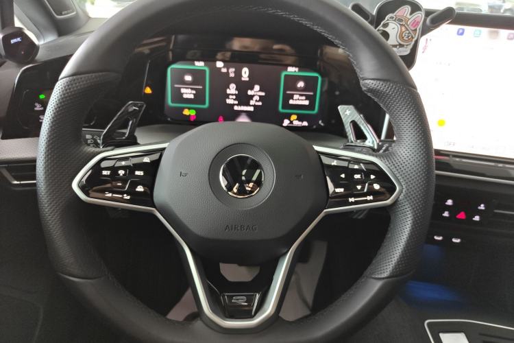 Used Volkswagen Golf 2026 300TSI R-Line Steering Wheel