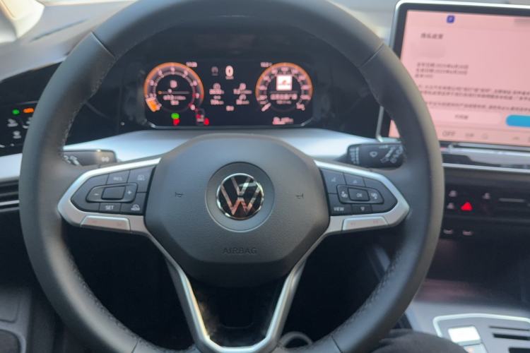 Used Volkswagen Golf 2026 300TSI Pro Steering Wheel