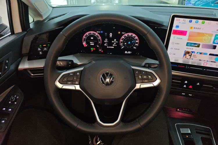 Used Volkswagen Golf 2026 300TSI Pro Steering Wheel