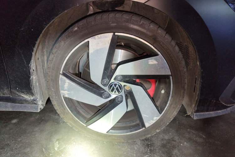 Used Volkswagen Golf GTI 2021 380TSI DSG GTI Right Front Wheel Hub
