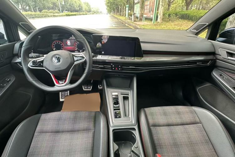 Used Volkswagen Golf GTI 2021 380TSI DSG GTI Interior 1