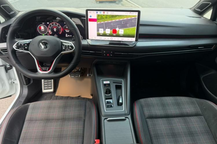 Used Volkswagen Golf GTI 2025 380TSI DSG GTI Interior 1