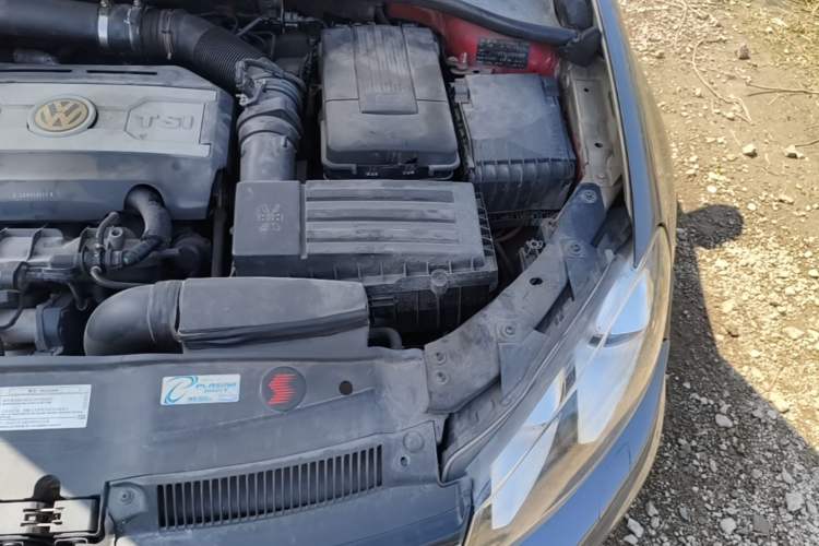 Used Volkswagen Golf GTI 2010 2.0 TSI GTI Engine Bay Left