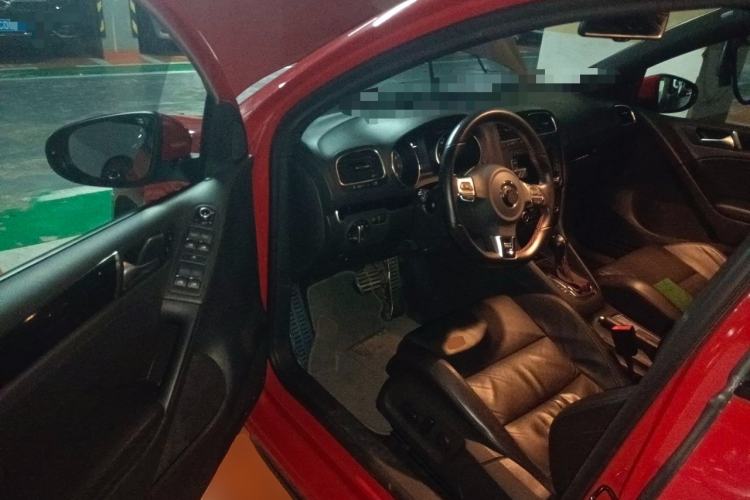 Used Volkswagen Golf GTI 2010 2.0 TSI GTI Driver Seat