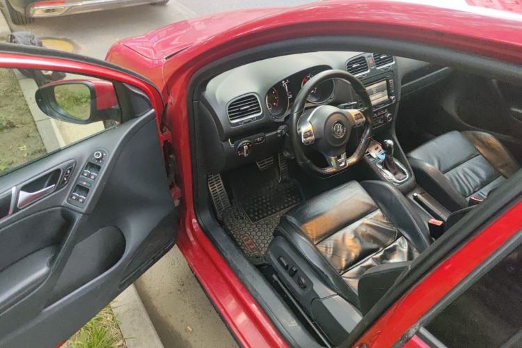 Used Volkswagen Golf GTI 2010 2.0 TSI GTI Driver Seat