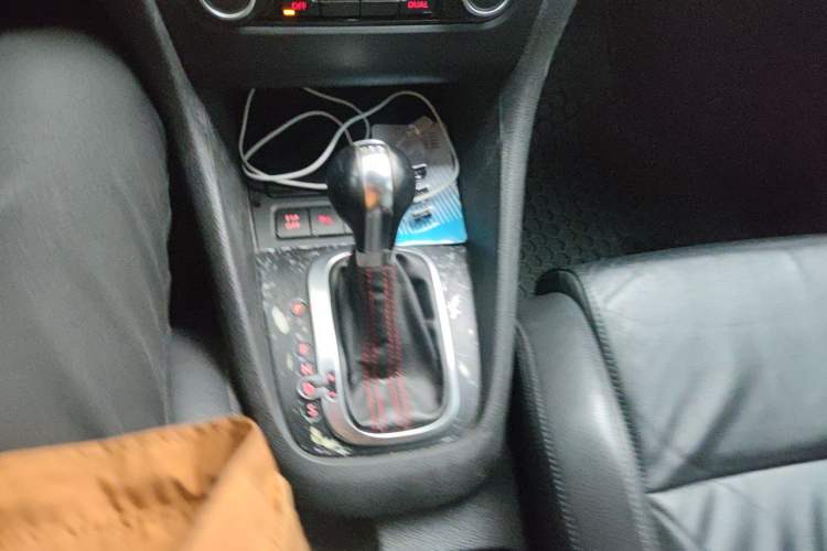 Used Volkswagen Golf GTI 2010 2.0 TSI GTI Gear Lever