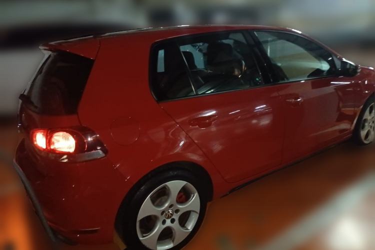 Used Volkswagen Golf GTI 2010 2.0 TSI GTI Rear Right 45 Deg