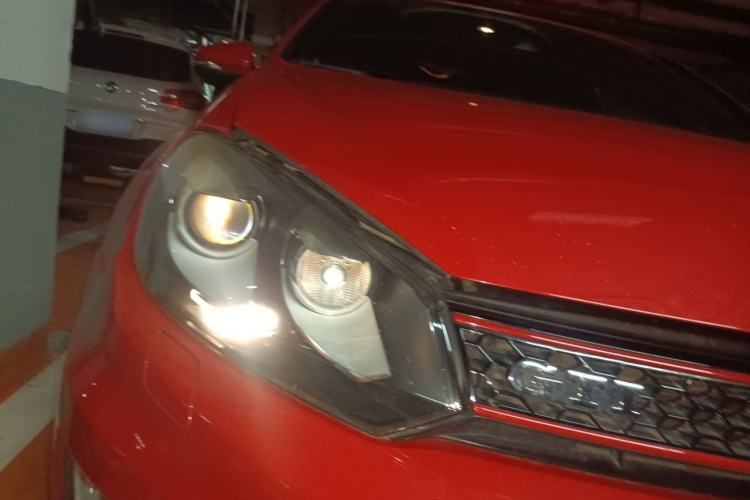 Used Volkswagen Golf GTI 2010 2.0 TSI GTI Right Front Headlight