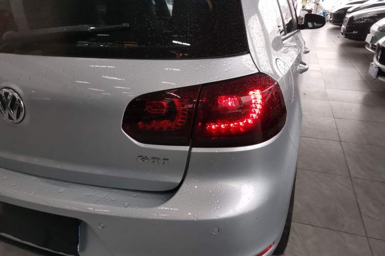 Used Volkswagen Golf GTI 2010 2.0 TSI GTI Exterior 2