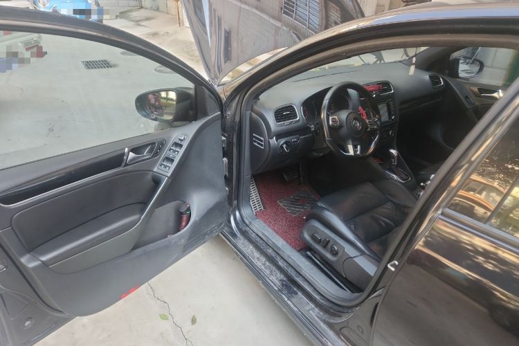 Used Volkswagen Golf GTI 2011 2.0 TSI GTI Driver Seat