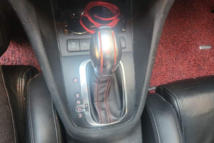 Used Volkswagen Golf GTI 2011 2.0 TSI GTI Gear Lever