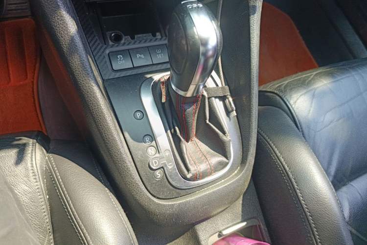 Used Volkswagen Golf GTI 2011 2.0 TSI GTI Gear Lever