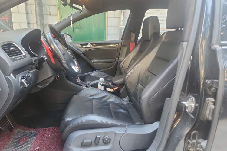 Used Volkswagen Golf GTI 2011 2.0 TSI GTI Left Front Seat