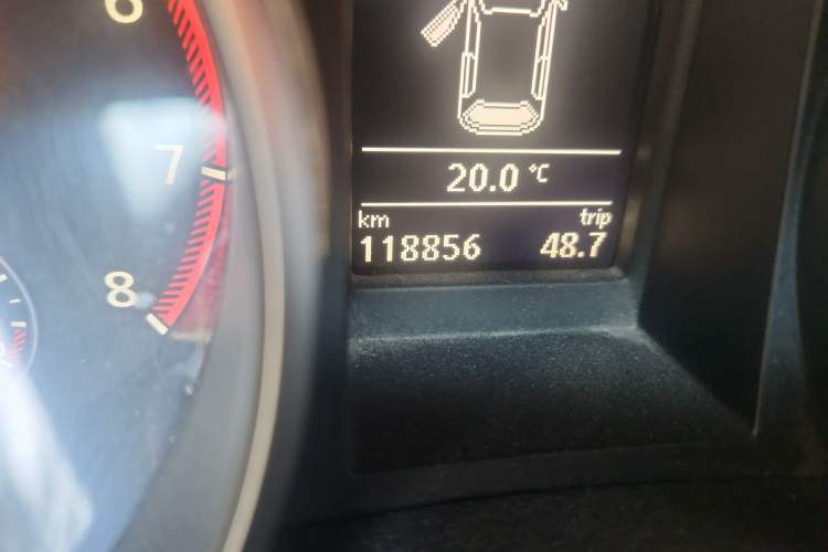 Used Volkswagen Golf GTI 2011 2.0 TSI GTI Odometer Close Up