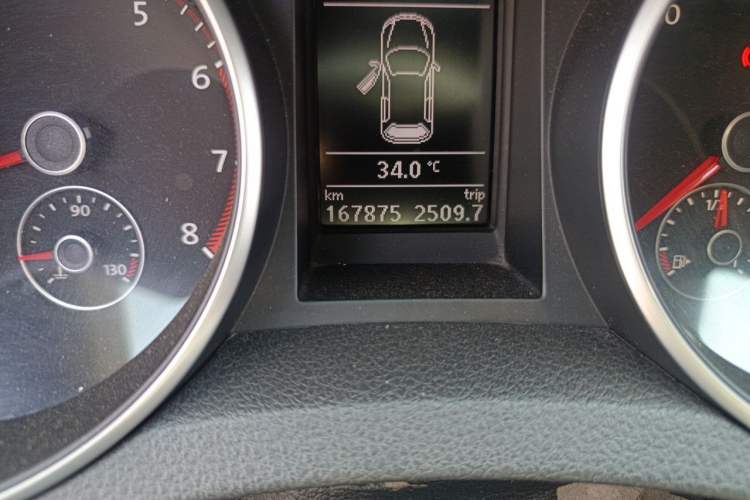 Used Volkswagen Golf GTI 2011 2.0 TSI GTI Odometer Close Up