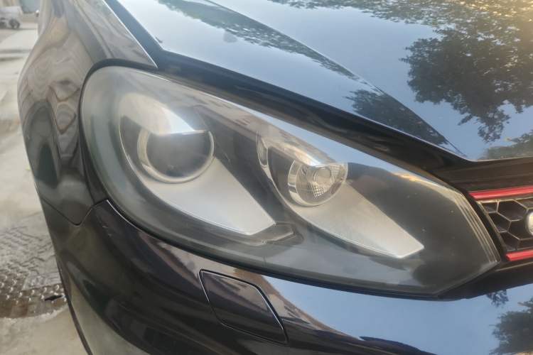 Used Volkswagen Golf GTI 2011 2.0 TSI GTI Right Front Headlight