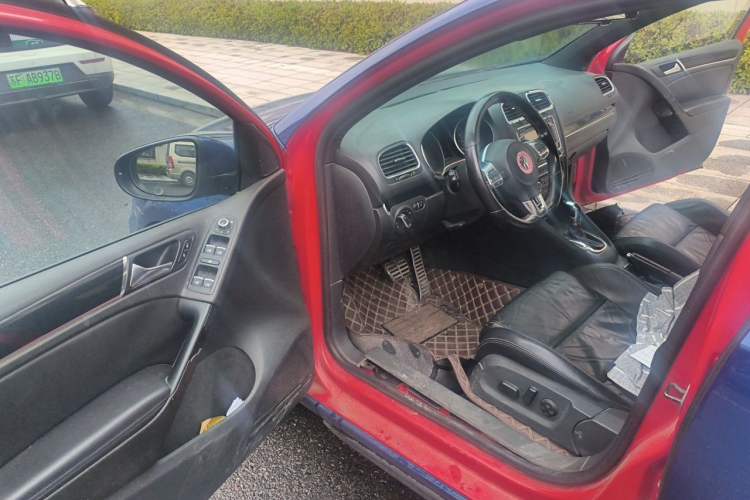 Used Volkswagen Golf GTI 2011 2.0 TSI GTI Driver Seat