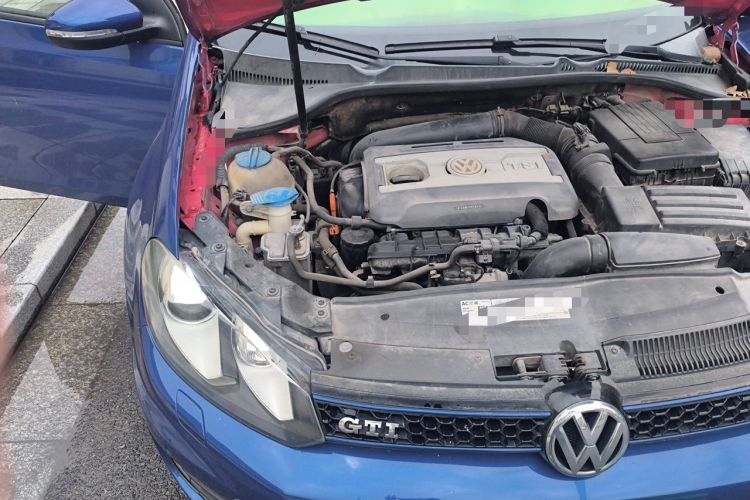 Used Volkswagen Golf GTI 2011 2.0 TSI GTI Engine Bay Right